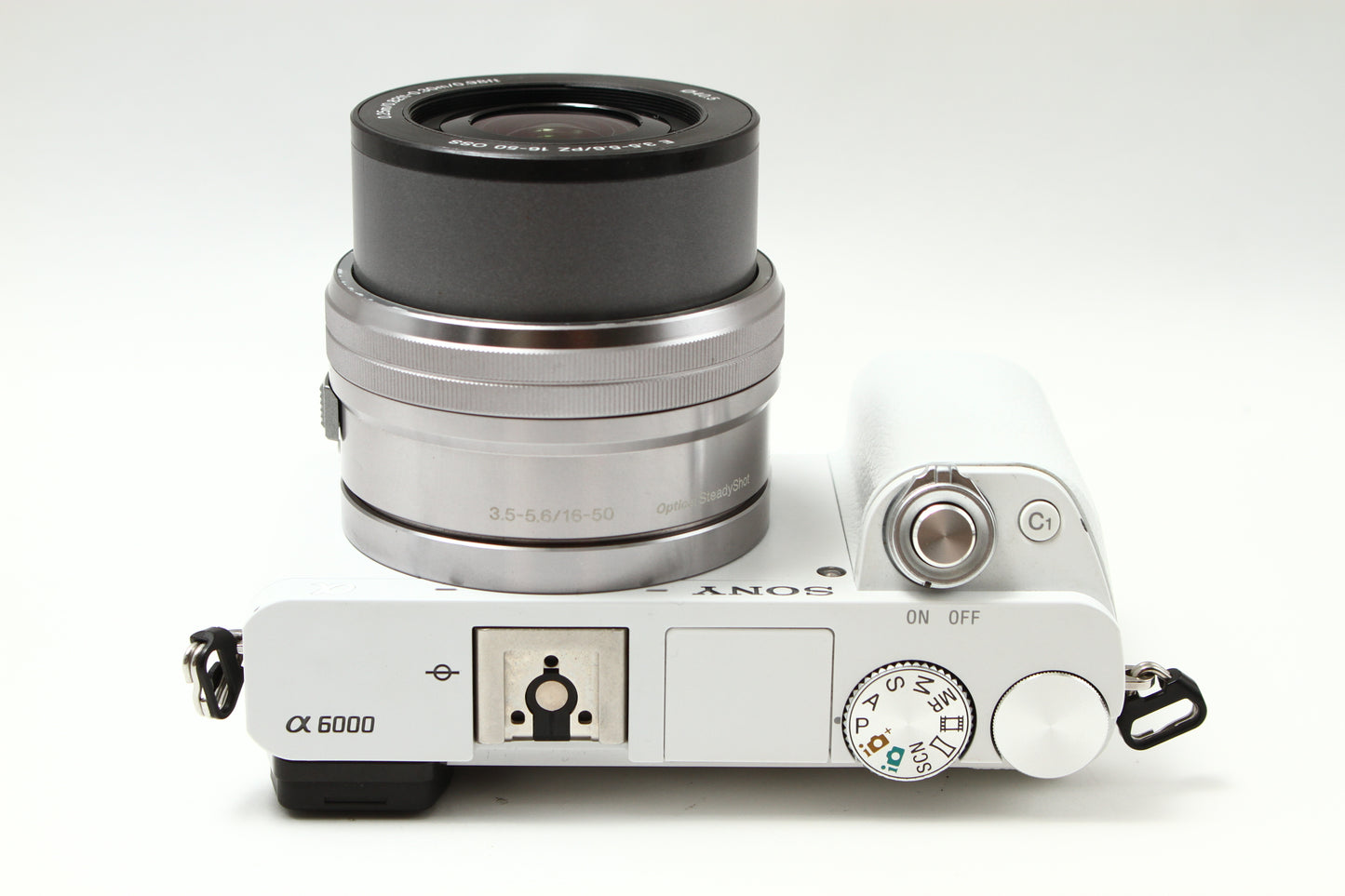 α6000 ILCE-6000 ホワイト + PZ 16-50 レンズキット