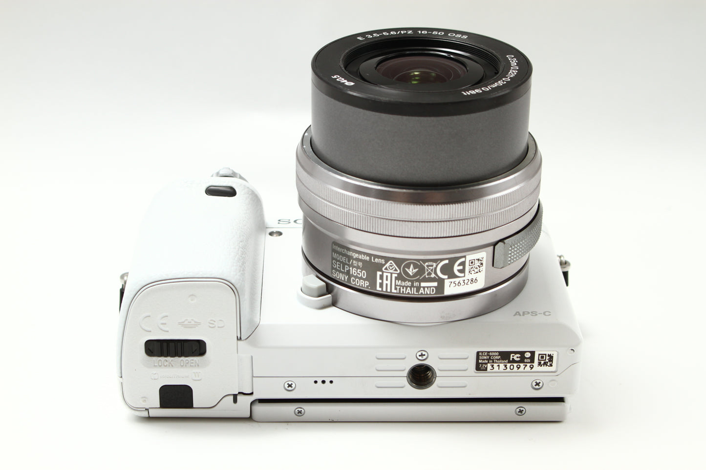 α6000 ILCE-6000 ホワイト + PZ 16-50 レンズキット