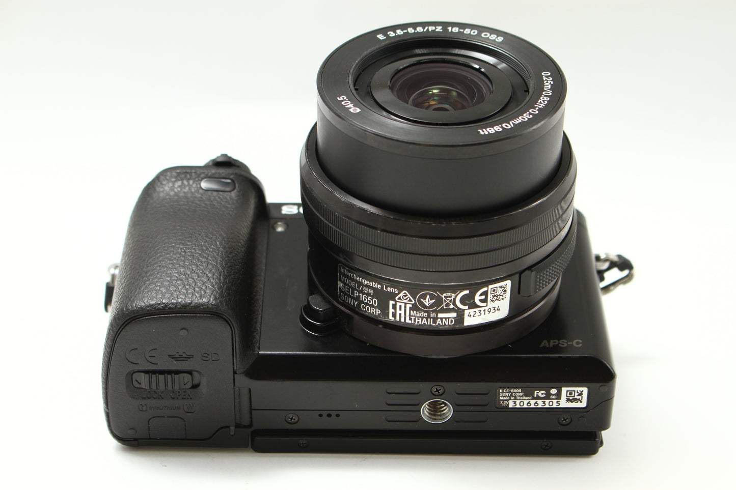 α6000 ILCE-6000 ブラック + PZ 16-50 レンズキット