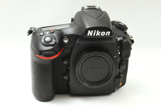 D810