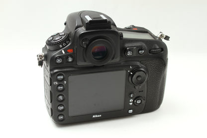 D810