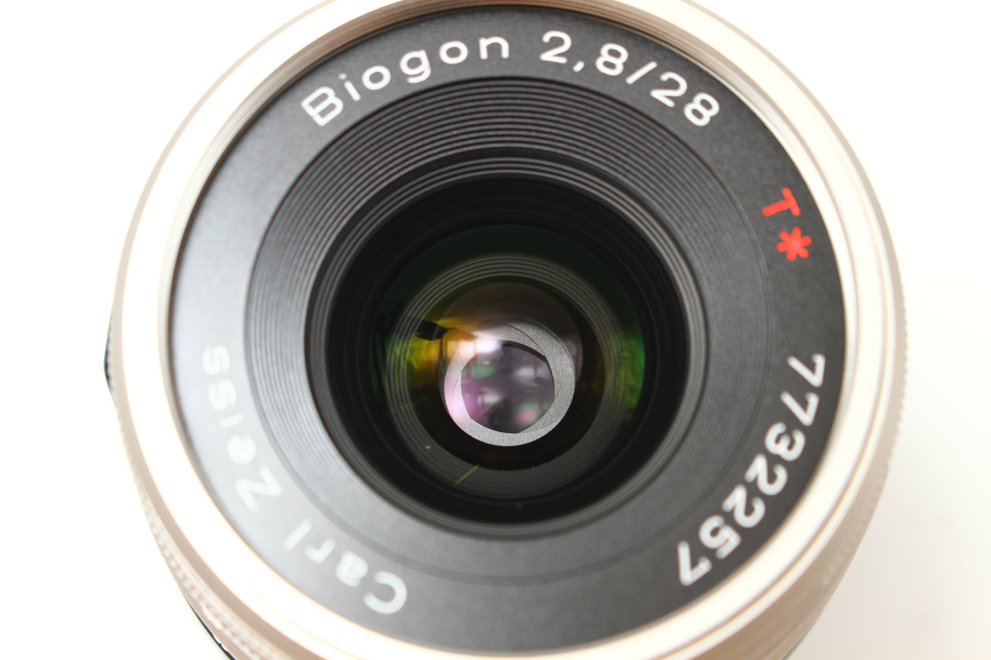 Biogon ビオゴン T* 28/2.8 (G用)
