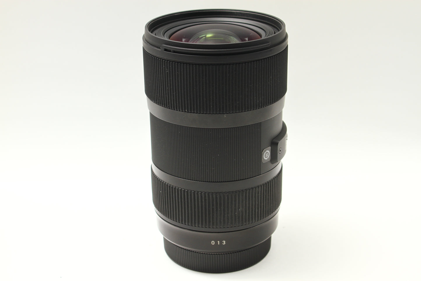 A 18-35/1.8 DC HSM (013:Canon EF)