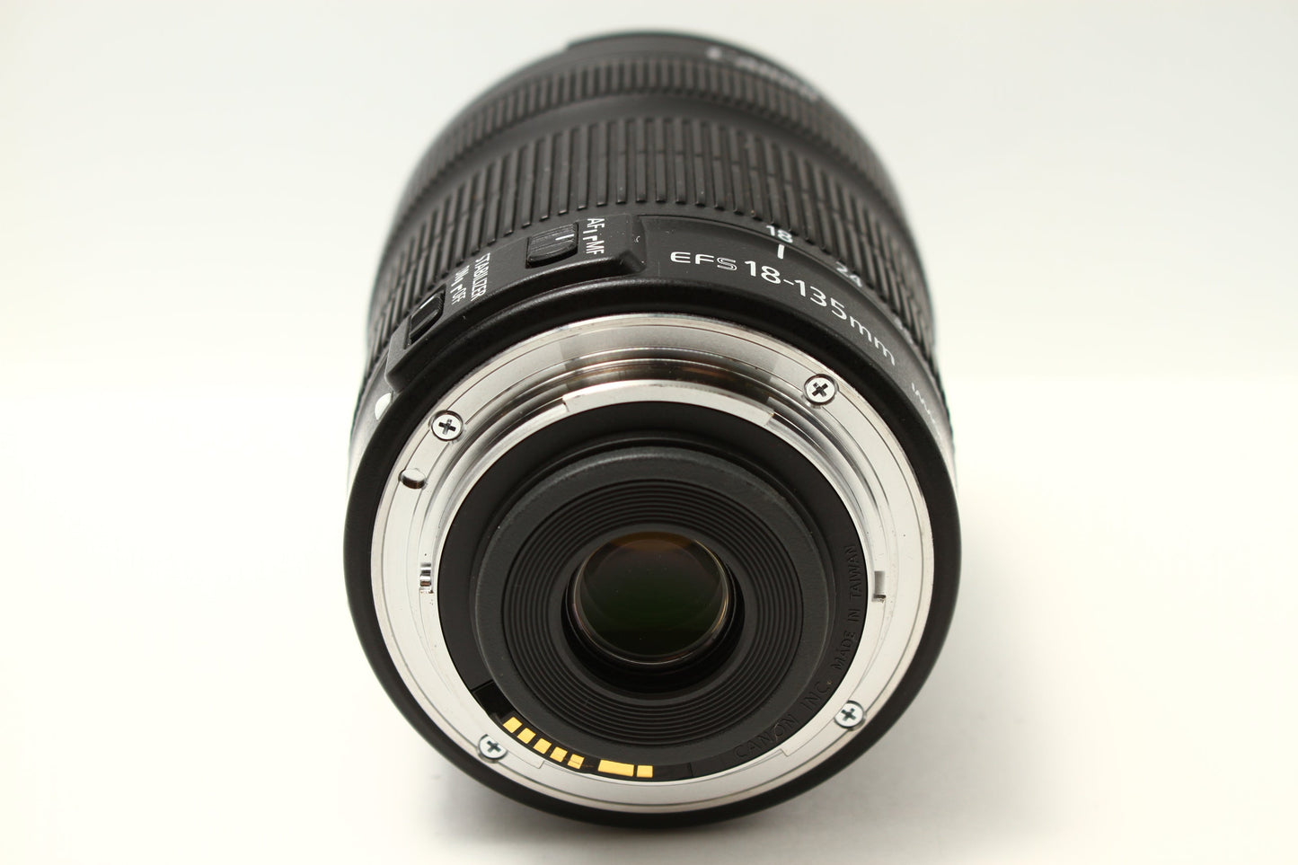 EF-S 18-135/3.5-5.6 IS STM