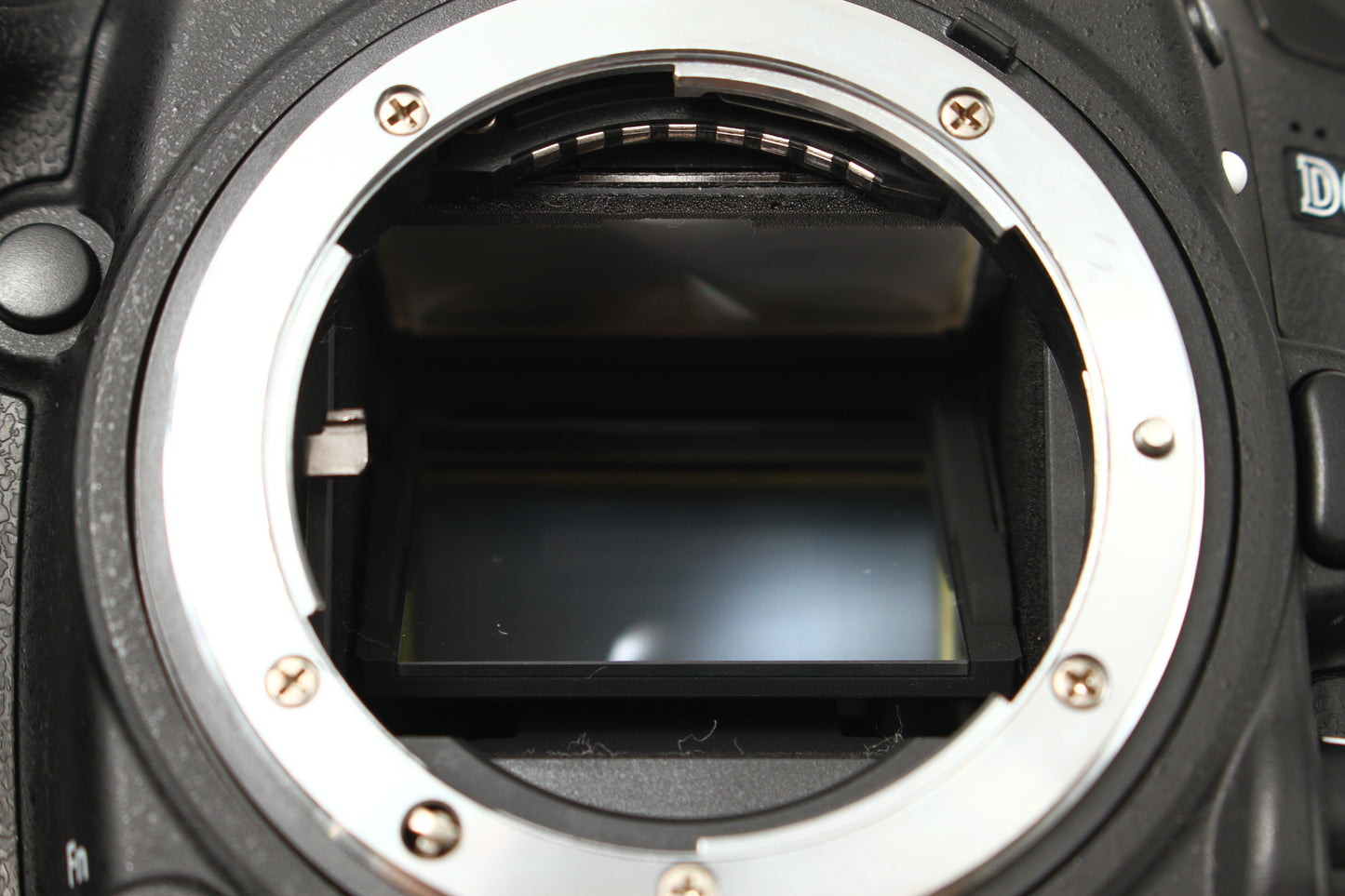 D610 + MB-D14