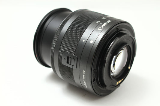 EF-M 15-45/3.5-6.3 IS STM グラファイト