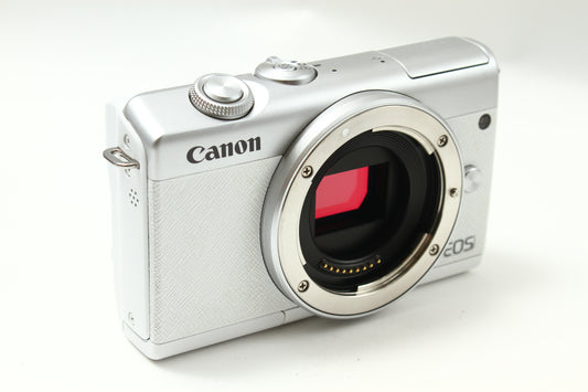 EOS M200 ホワイト Wレンズキット