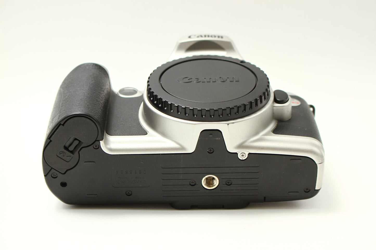 EOS Kiss シルバー