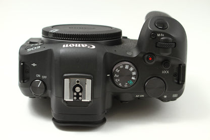 EOS R6