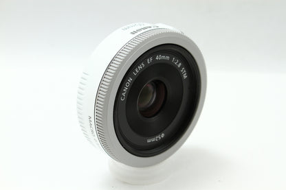 EF 40/2.8 STM ホワイト