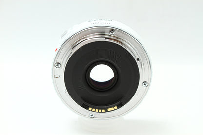 EF 40/2.8 STM ホワイト