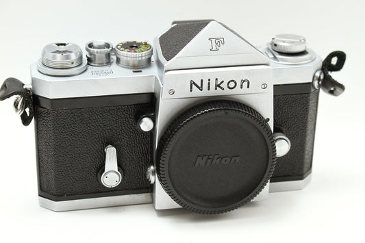 F アイレベル シルバー 652万台