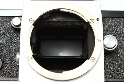 F アイレベル シルバー 652万台