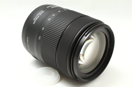 EF-S 18-135/3.5-5.6 IS USM