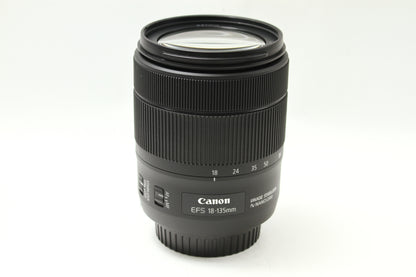 EF-S 18-135/3.5-5.6 IS USM