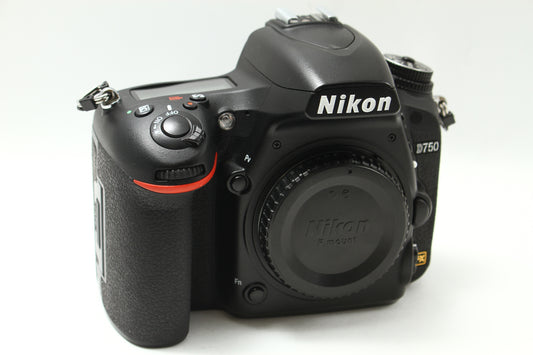 D750