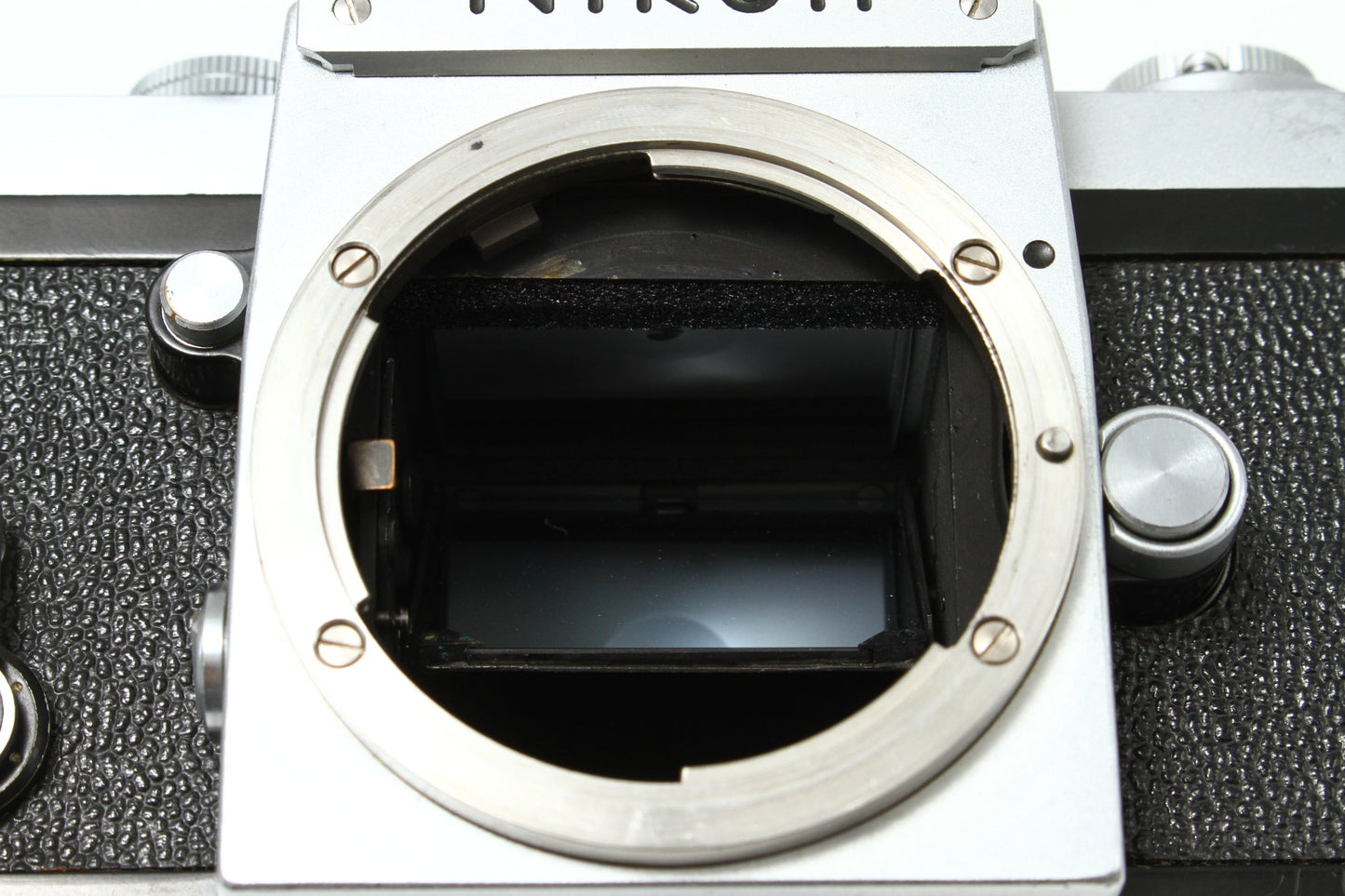 F アイレベル シルバー 658万台